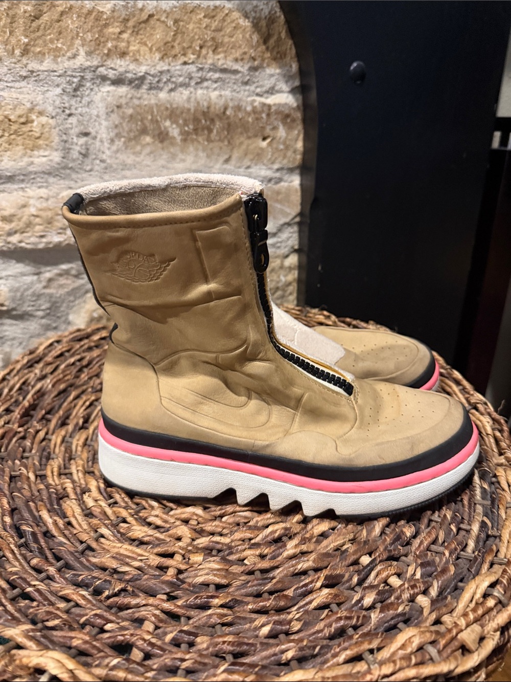 Nike Air Jordan 1 Jester Tan Zip-Front Platform Ankle Boots  women’s Sz 8